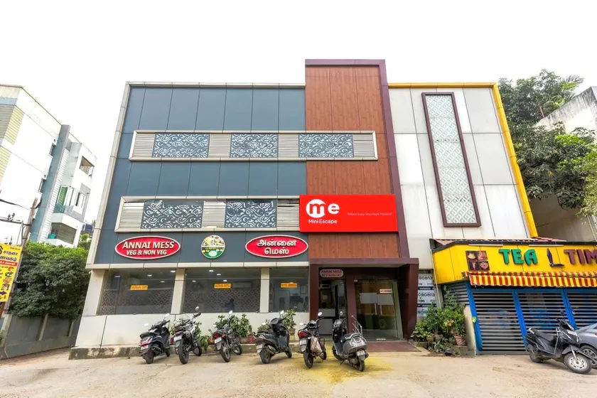 Hotel Mini Escape Perungalathur - Image 1
