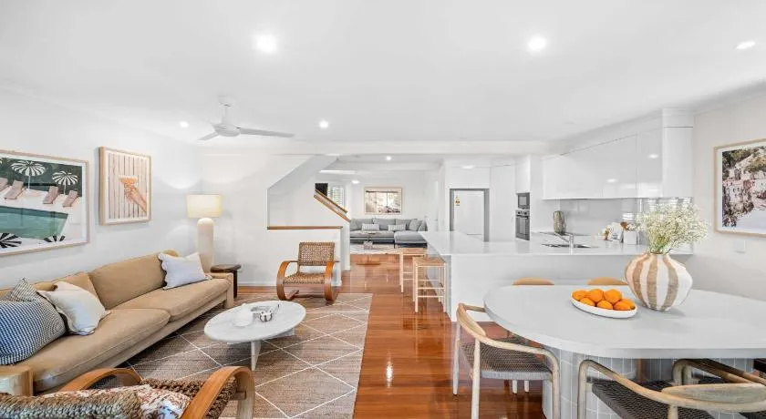 The Beach House in Shelly Beach - Image 1