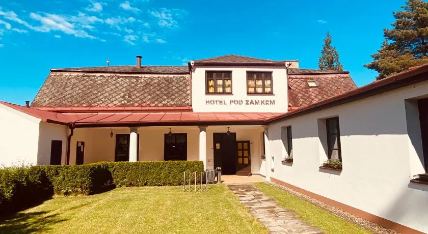 Hotel Pod Zámkem - Image 1