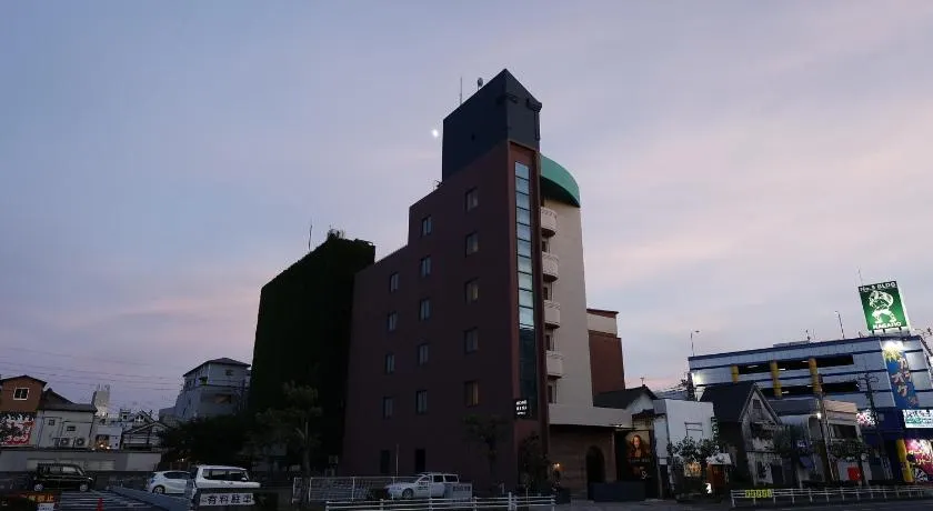 MONOMINAHOTELstn1 - Image 1