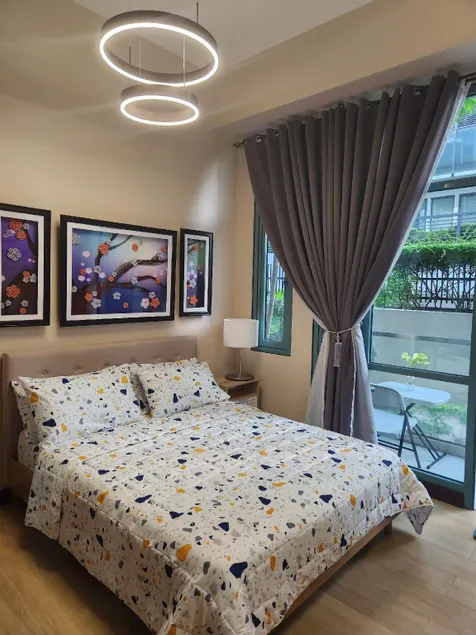 Staycation By JEM - Across NAIA T3 in Newport City - Image 1
