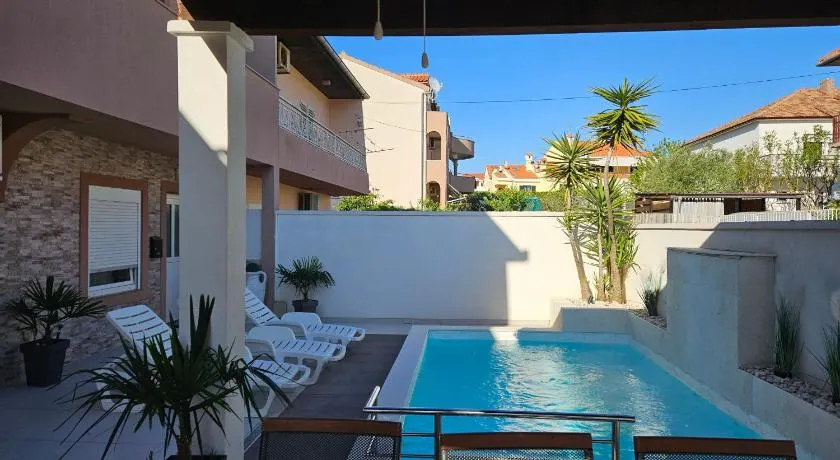 Apartments Benic with a heated pool - Image 1