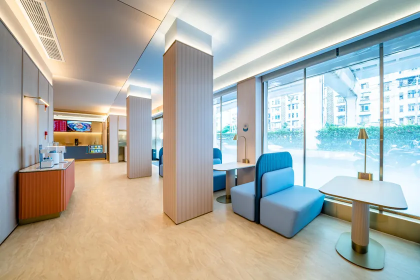 Hanting Guiyang Railway Station Taiciqiao Hotel - Image 1