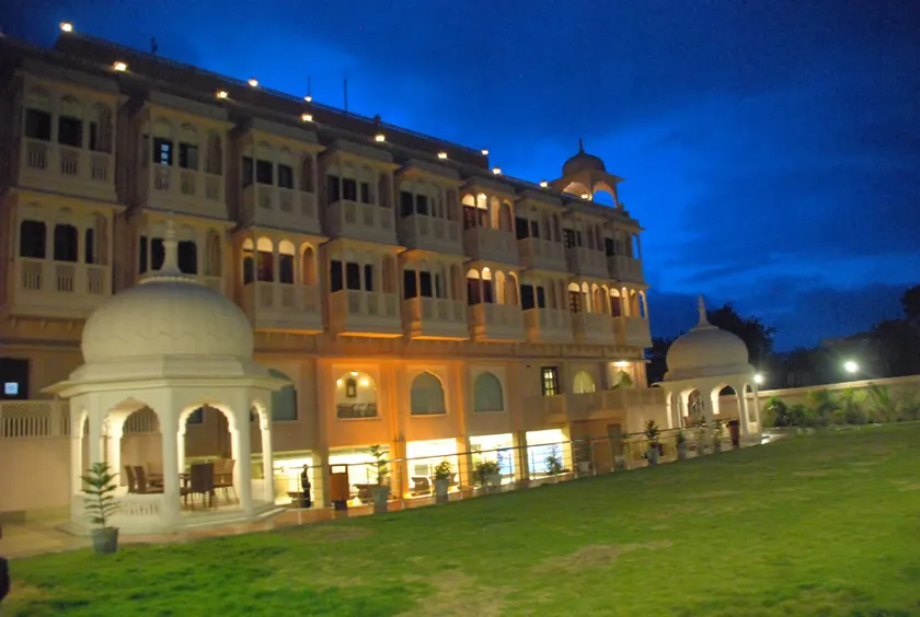 The Royal Retreat - Image 1