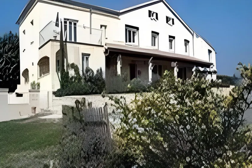 Hôtel Le SAINT-GENIÈS - Image 1