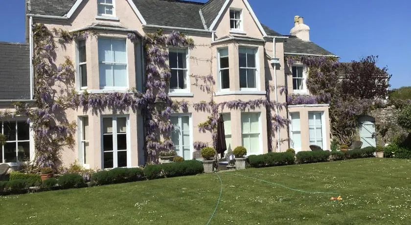Newton Cottage - Image 1
