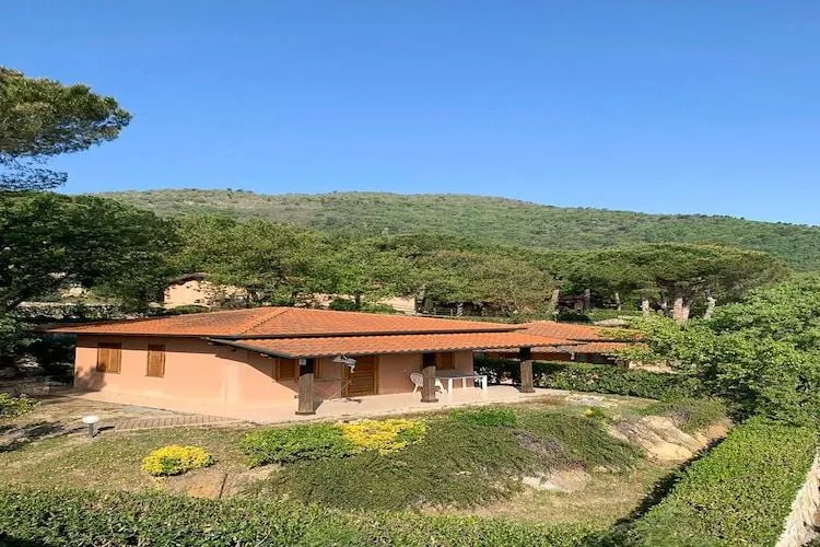Tourist resort Villaggio Colombo, Andora - Image 1