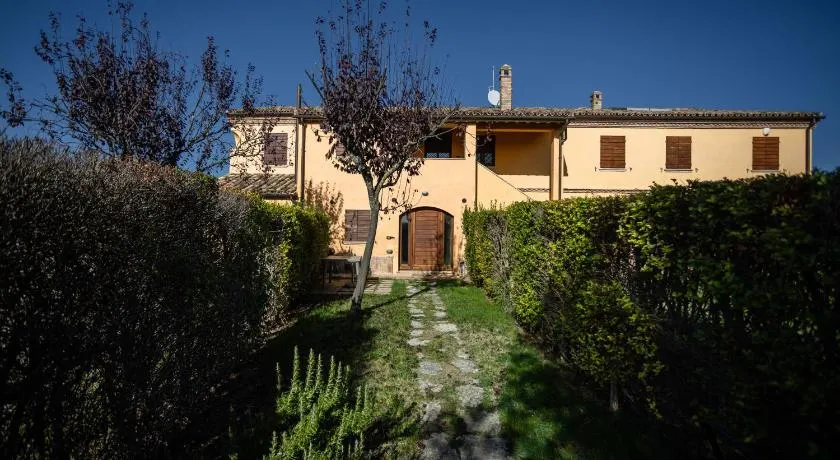 IMMERSA NEL VERDE - Image 1