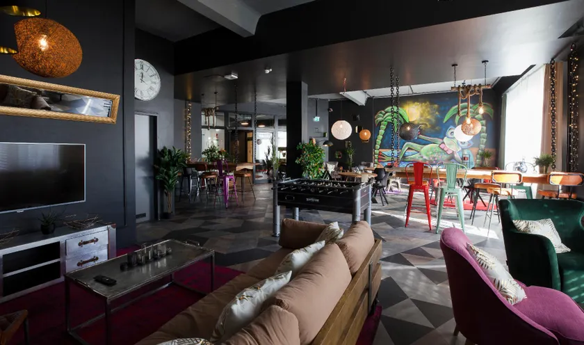 Design Hostel P182 - Image 1