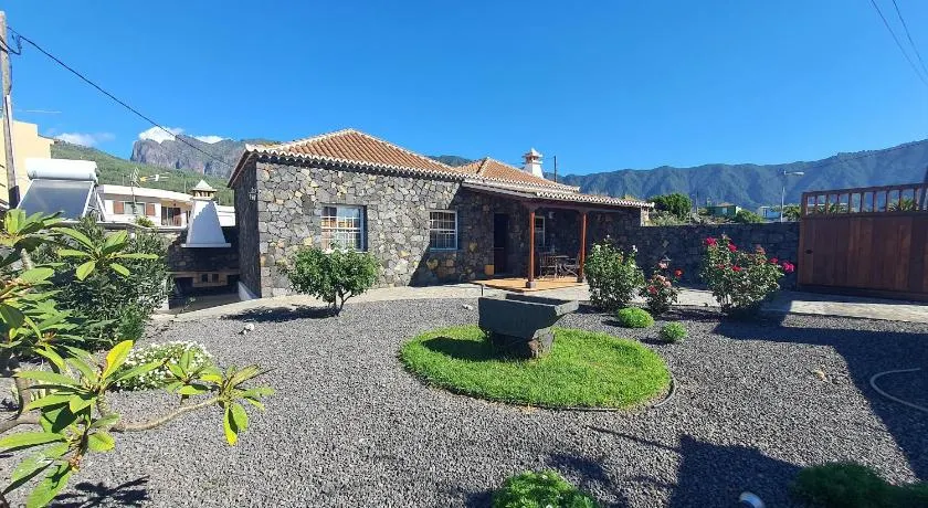 Casa Bayon - Image 1