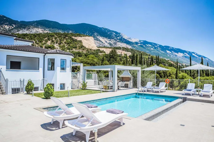 Villa Aris Ionian Islands - Image 1