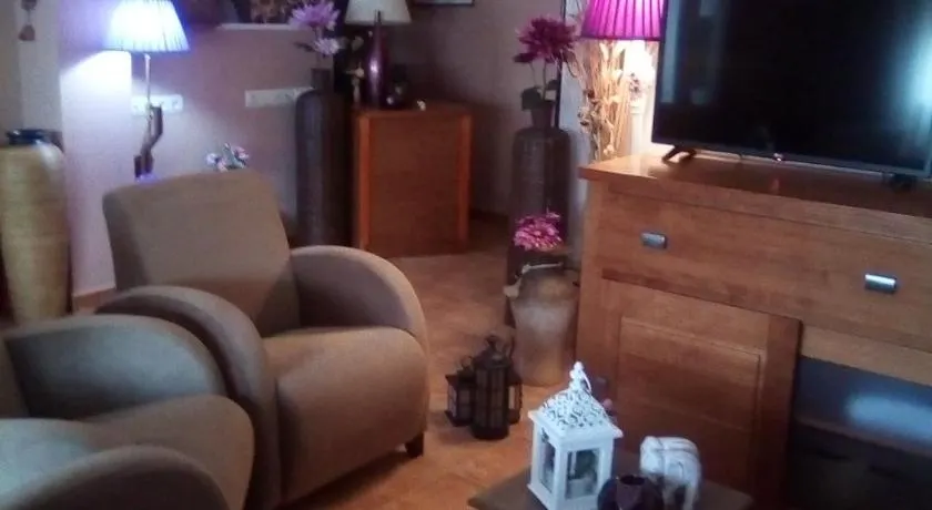 Hostal Sol de la Vega - Image 1
