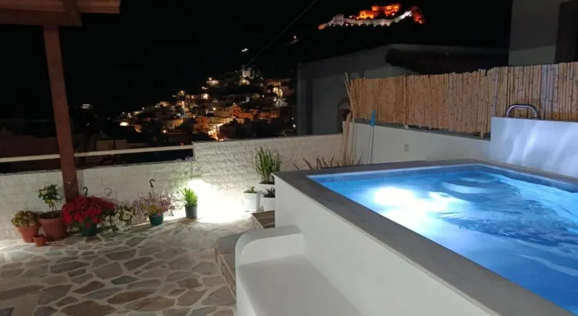 Angelo Waves, luxery apartment in Platanos, Leros - Image 1
