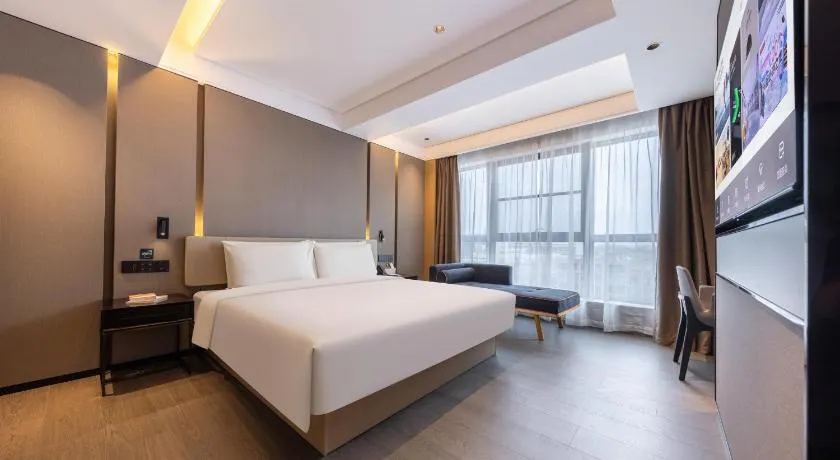 Atour Hotel Zhongshan Nantou Haiya Colorful City - Image 1