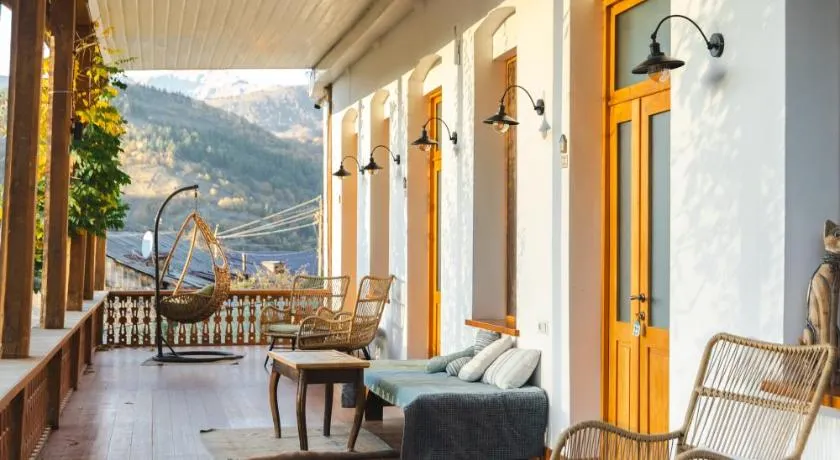 Toon Armeni Guest House - Image 1