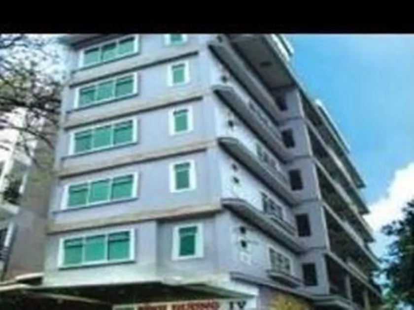 Sunny C Hotel - Image 1