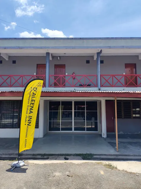D'Aleena Inn Kodiang - Image 1