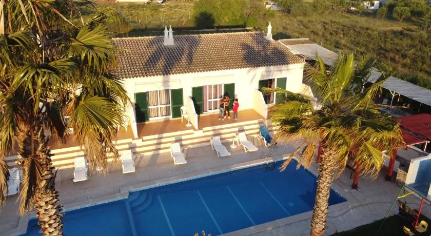 Casa de Campo LAGOA DOS SALGADOS - Image 1