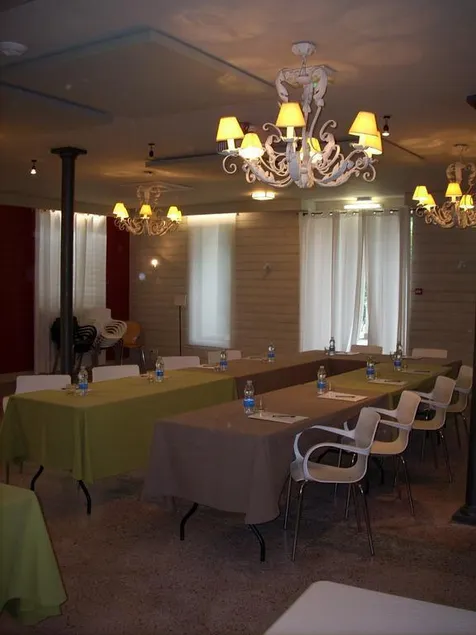 Hotel Villa Cahuzac - Image 1