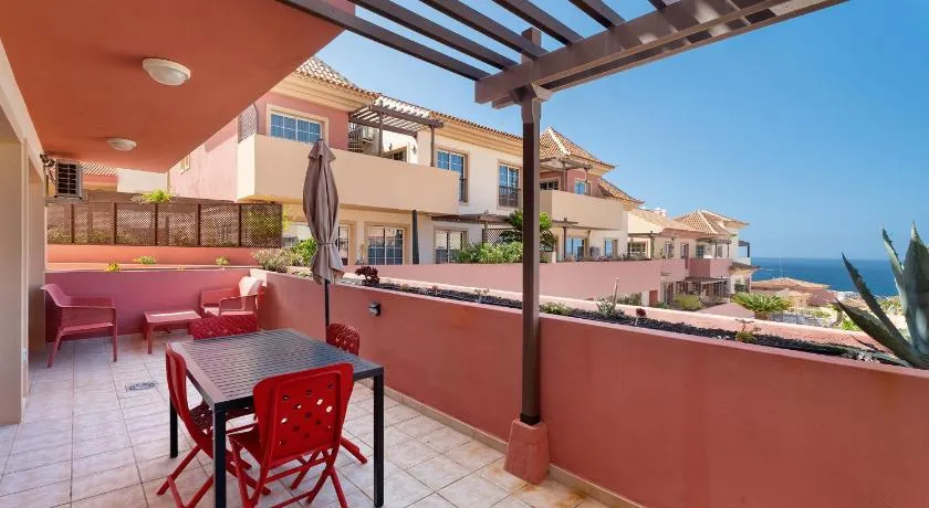 Near the beach 'Playa del Duque' in a well-kept complex with pool - Image 1