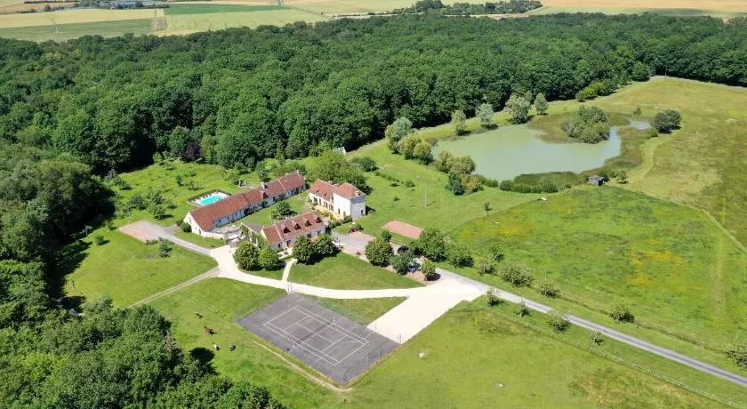 Gîtes Les Closeaux - Image 1