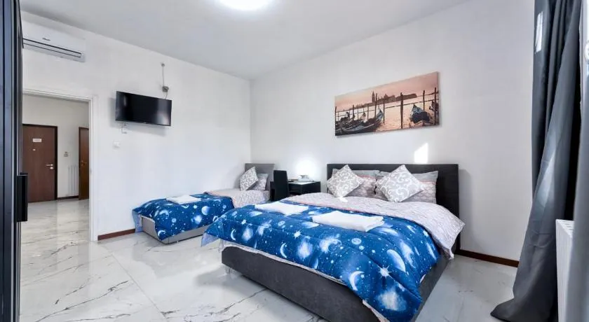 Cesare Room in Apartment - Image 1