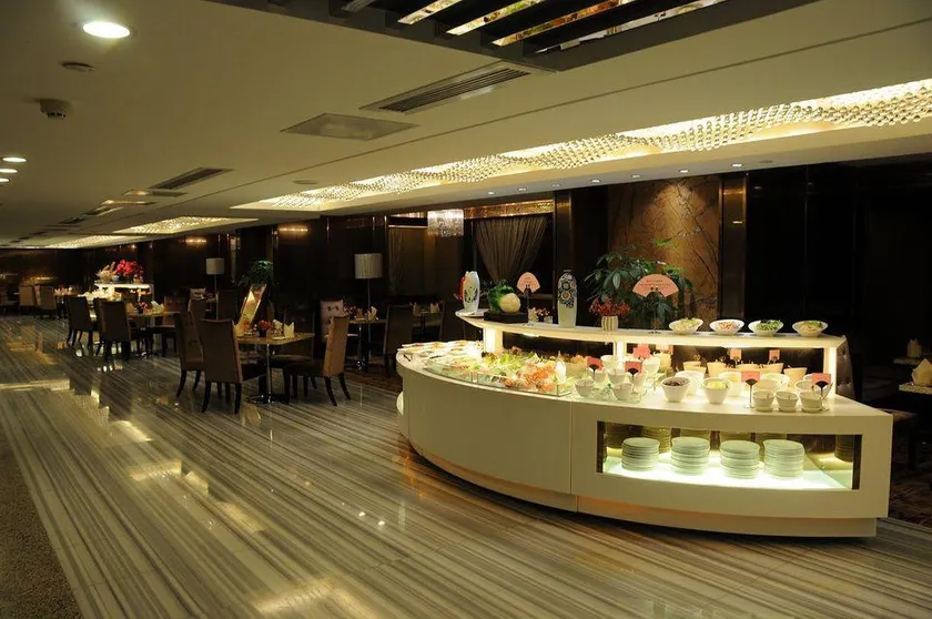 Jiangsu Phoenix Palace Hotel - Image 1