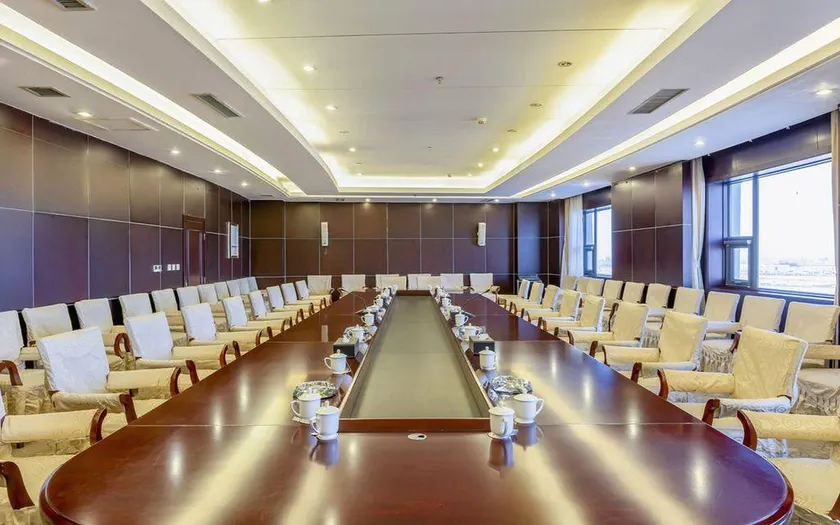 Honghao Holiday Hotel - Image 1