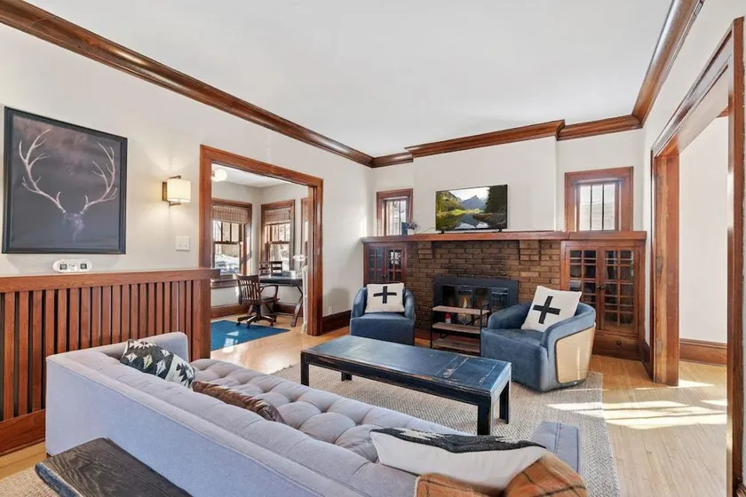 Fulton Lodge - Image 1