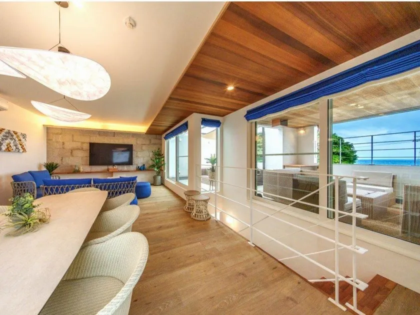 Crystal Villa Nanjo - Image 1