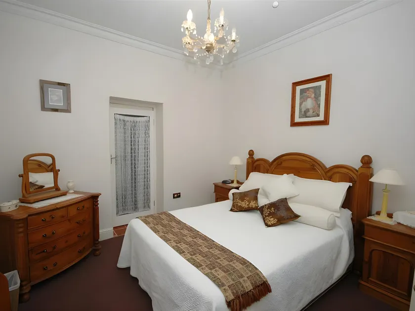 Wishing Well Cottage - Image 1
