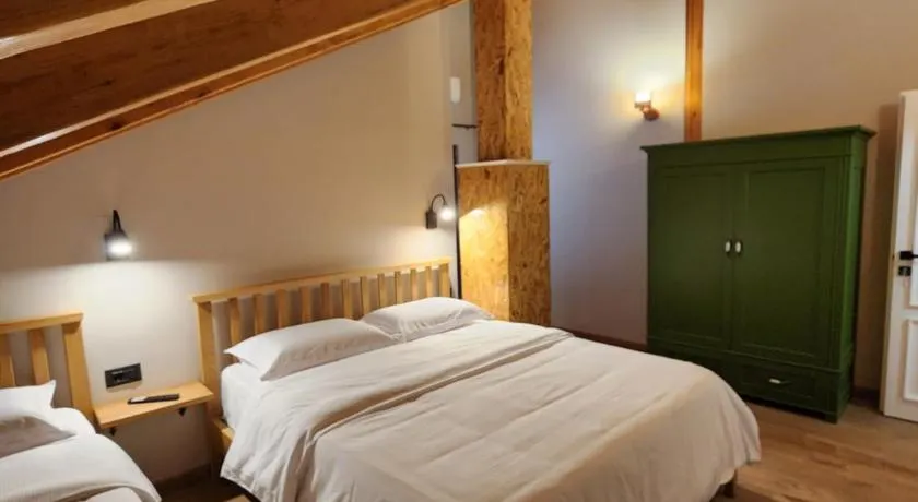 Guesthouse Te Avllia - Image 1