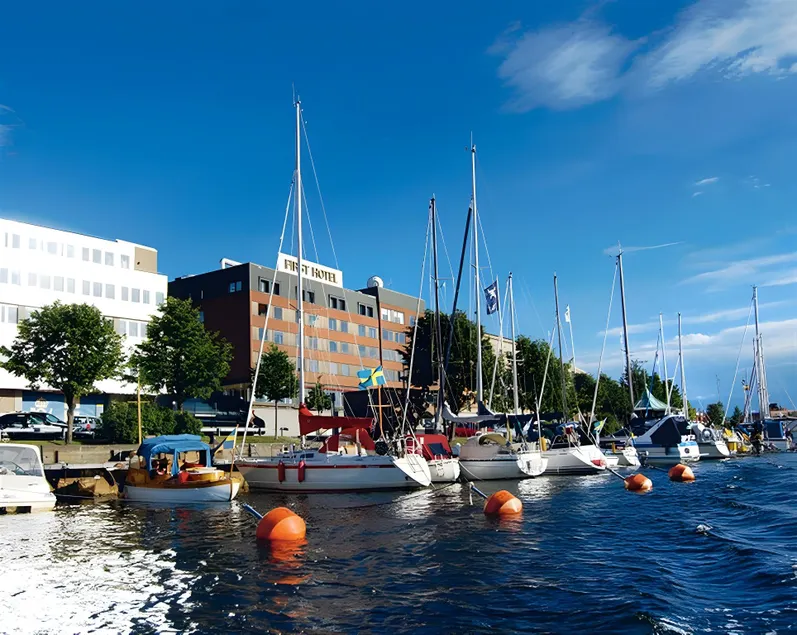 First Hotel Stadt - Image 1