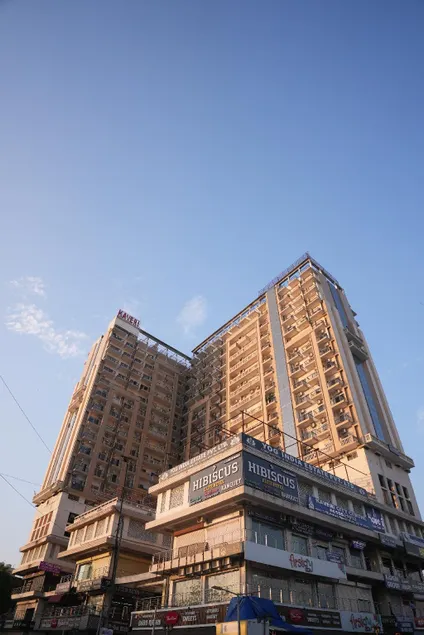 Hibiscus Elite Hotel - Image 1