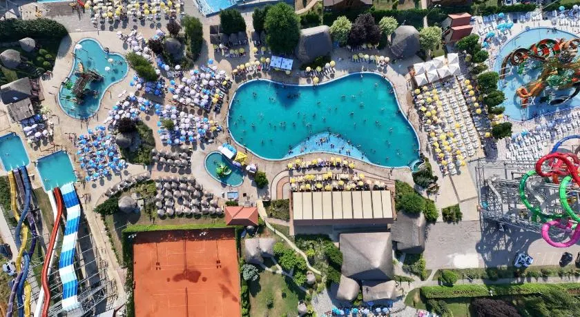 S Club Resort Hotel FREE USE OF AQUA PARK AND SPA - Image 1
