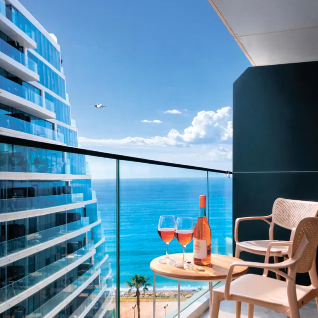 Cozy Excellent Apt. Stunning Sea  Mountain Views - Image 1
