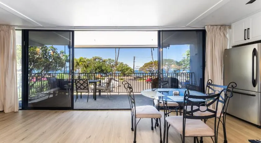 Beautiful Oceanview, Great Location Across the Beach - Image 1