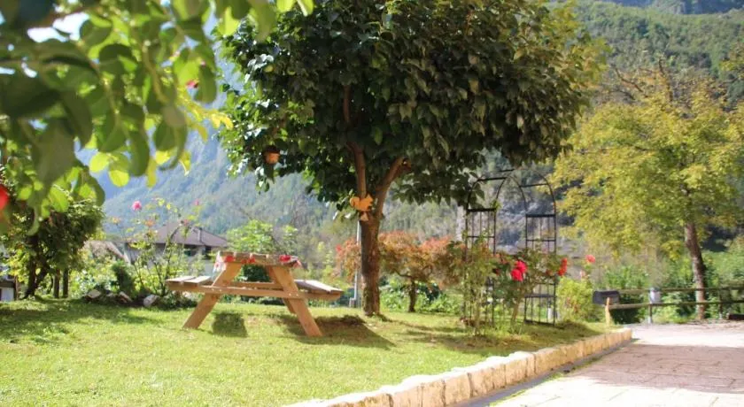 ROSE GARDEN - Image 1