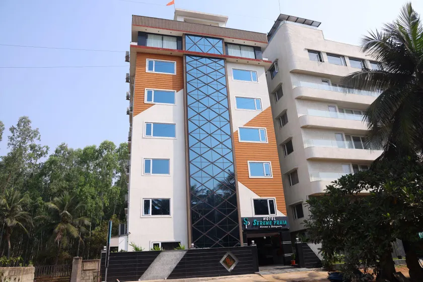 Hotel SERENE PRAIA - Image 1