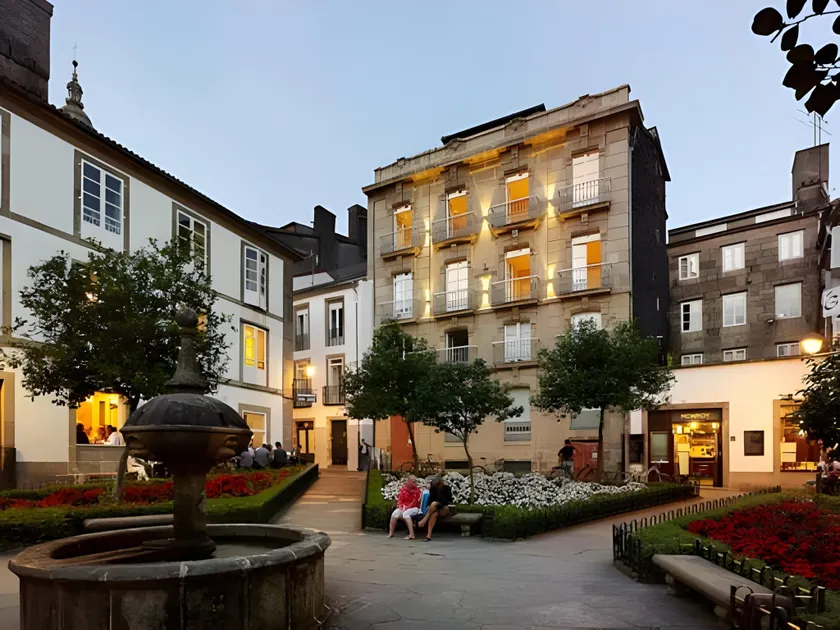 Hotel Montes - Image 1