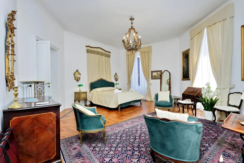 Prestigious Apartment Via Veneto - Image 1