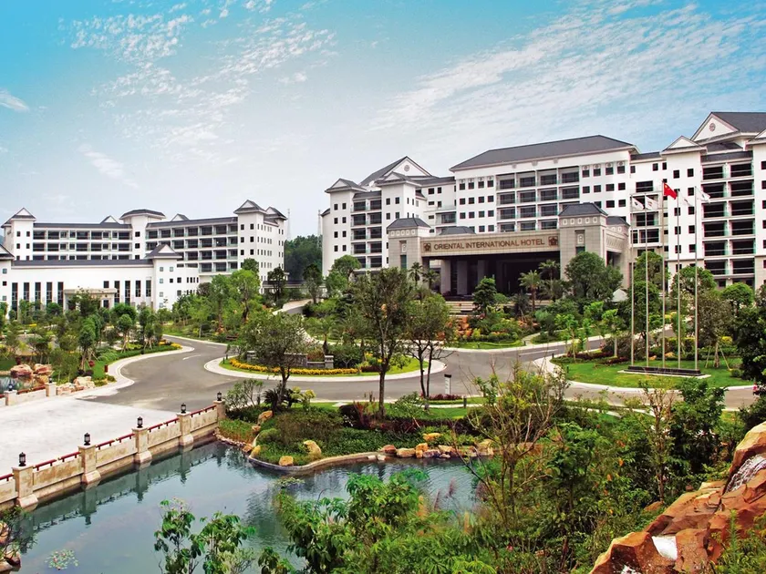Oriental International Hotel Heyuan - Image 1