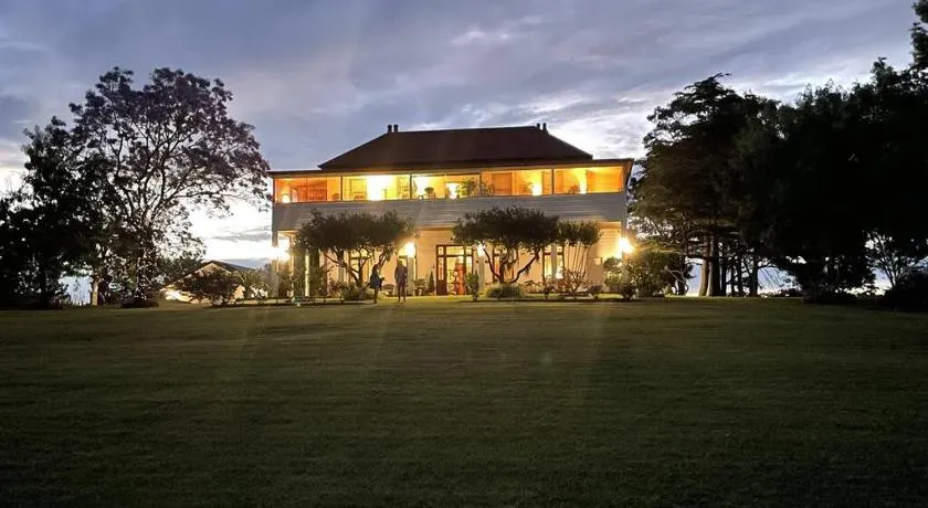 Leconfield House - Image 1