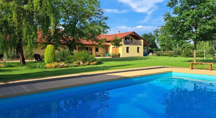 Apartman FARMA HRADEC - Image 1