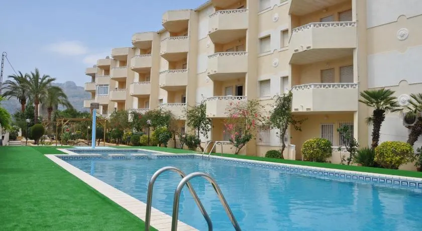 Apartamentos Las Rosas - Image 1