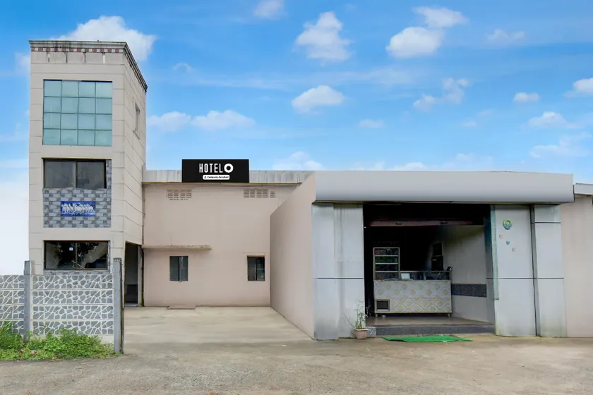 Hotel O Talegaon MIDC Formerly Goodluck Lodge - Image 1