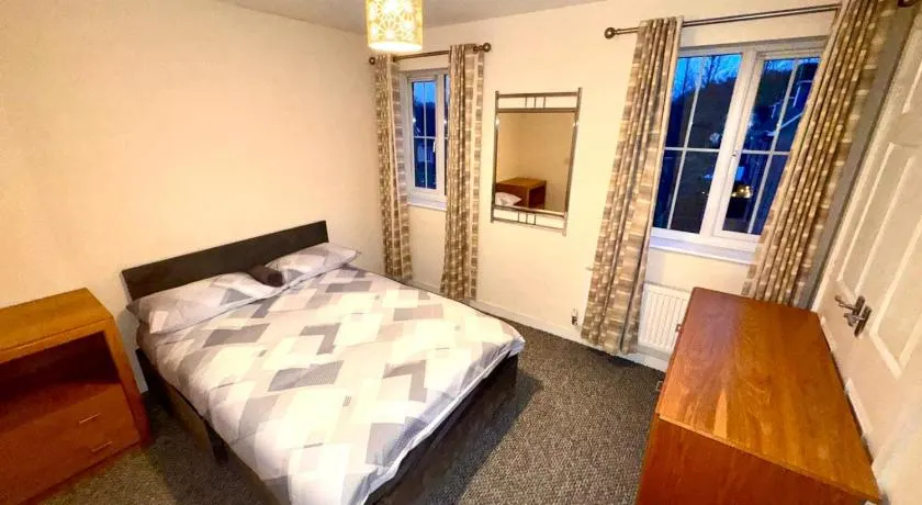 Sorrell Gardens Guest House - Image 1
