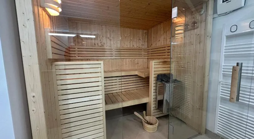 Chambre-Studio et SAUNA indépendants - Image 1