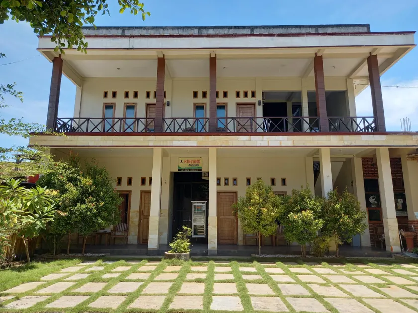 Oma Watu Inn - Image 1