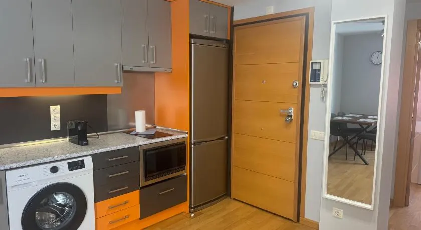Apartamentos Chamartín - Image 1